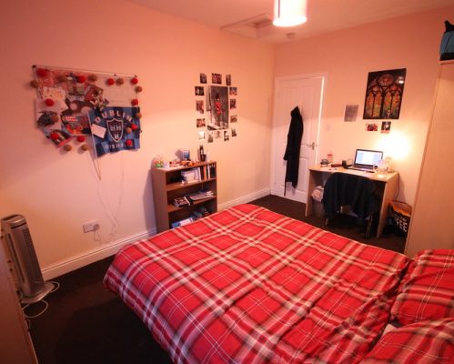 Bedroom @ Hull Road