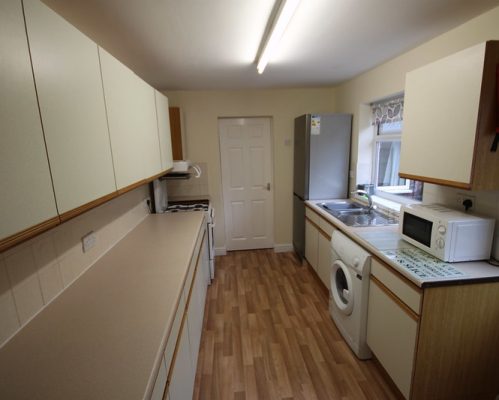 Kitchen @ #3 Gordon St