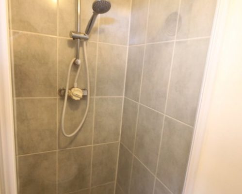 Shower of room 6 @ Carr Lane